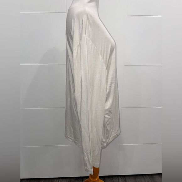 Chicos cream long sleeved v neck shirt size 3 or XL - Picture 3 of 6